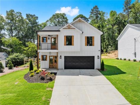 172 Llewellyn Street Clarkesville GA 30523