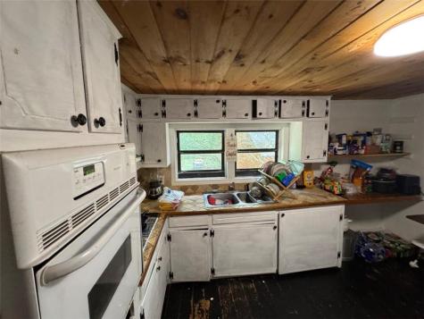 1593 Blackberry Mountain Ellijay GA 30536
