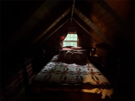 1593 Blackberry Mountain Ellijay GA 30536