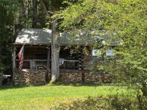1593 Blackberry Mountain Ellijay GA 30536