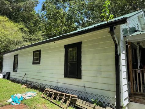 1593 Blackberry Mountain Ellijay GA 30536