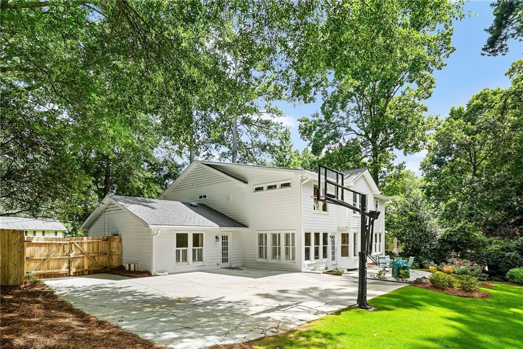 4696 Devonshire Road Atlanta GA 30338