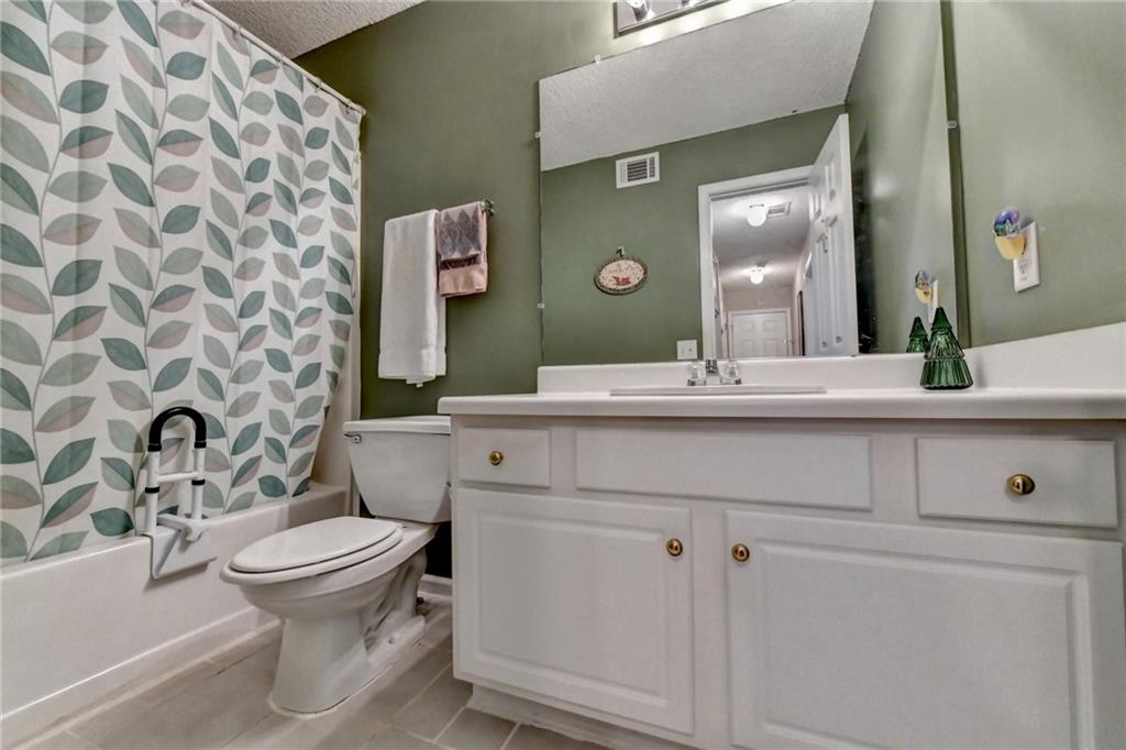 6005 April Drive Buford GA 30518