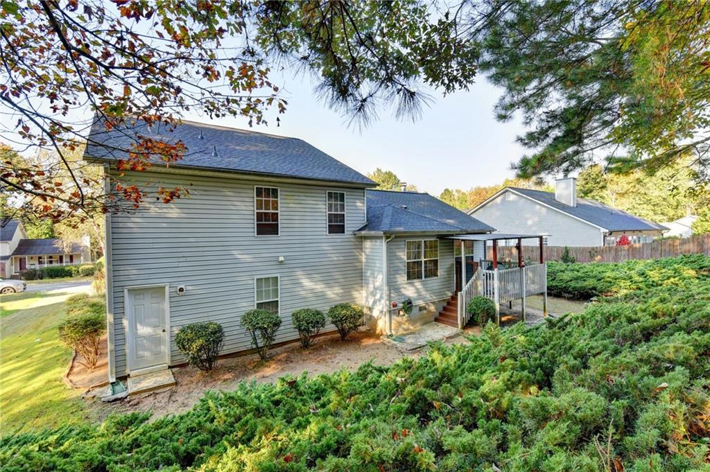 6005 April Drive Buford GA 30518