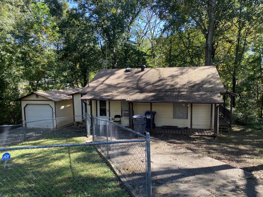 1297 Railroad Avenue Sugar Hill GA 30518