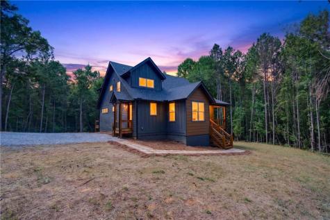 824 Banks Road Ellijay GA 30540
