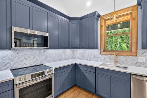 824 Banks Road Ellijay GA 30540