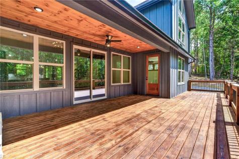 824 Banks Road Ellijay GA 30540