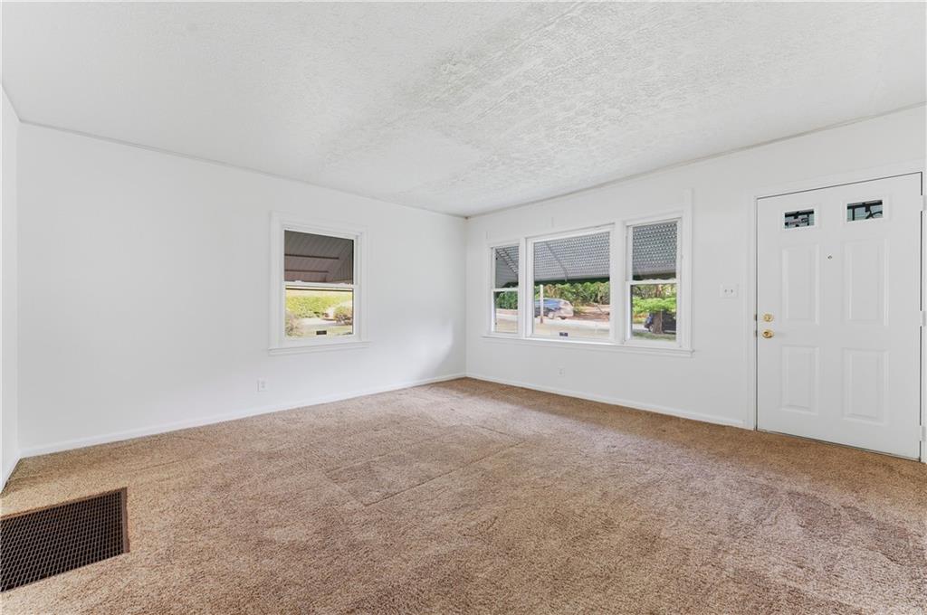 2551 E Tupelo Street SE Atlanta GA 30317