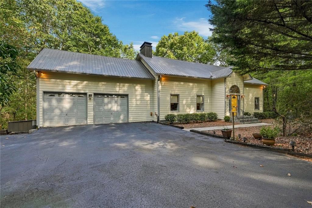 718 Ben Higgins Road Dahlonega GA 30533
