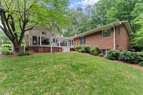 2290 Alec Mountain Clarkesville GA 30523
