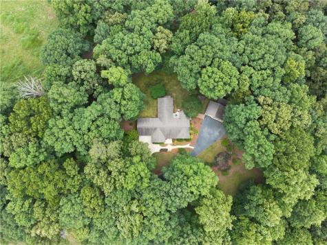 2290 Alec Mountain Clarkesville GA 30523