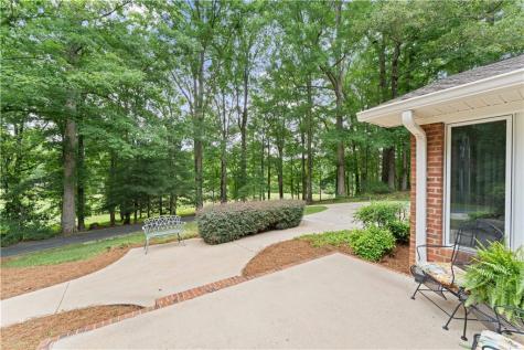 2290 Alec Mountain Clarkesville GA 30523