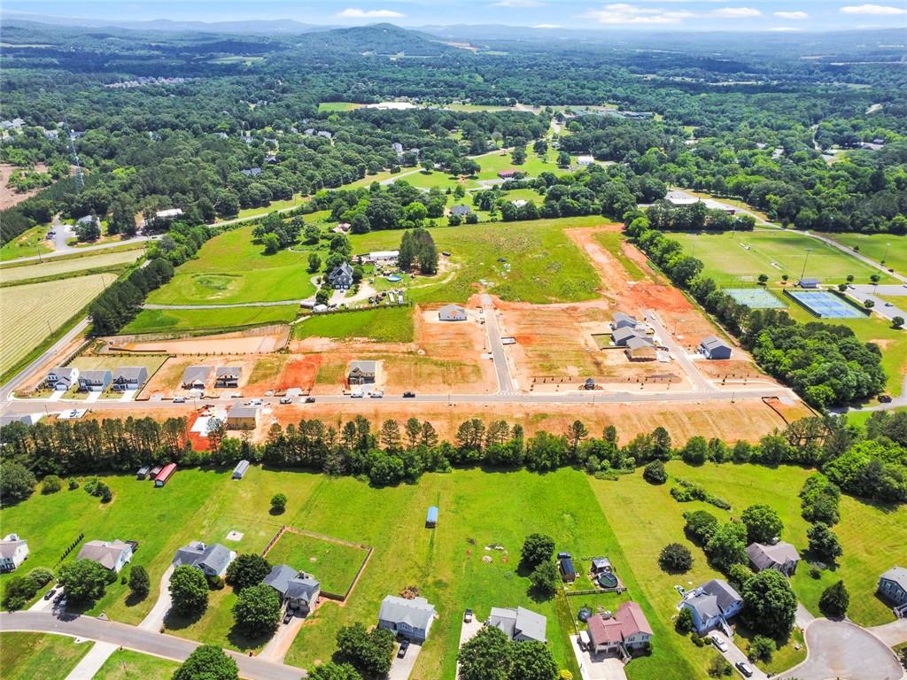1018 Blossom Lane Euharlee GA 30145