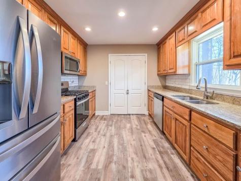 165 Horseshoe Bend Jasper GA 30143