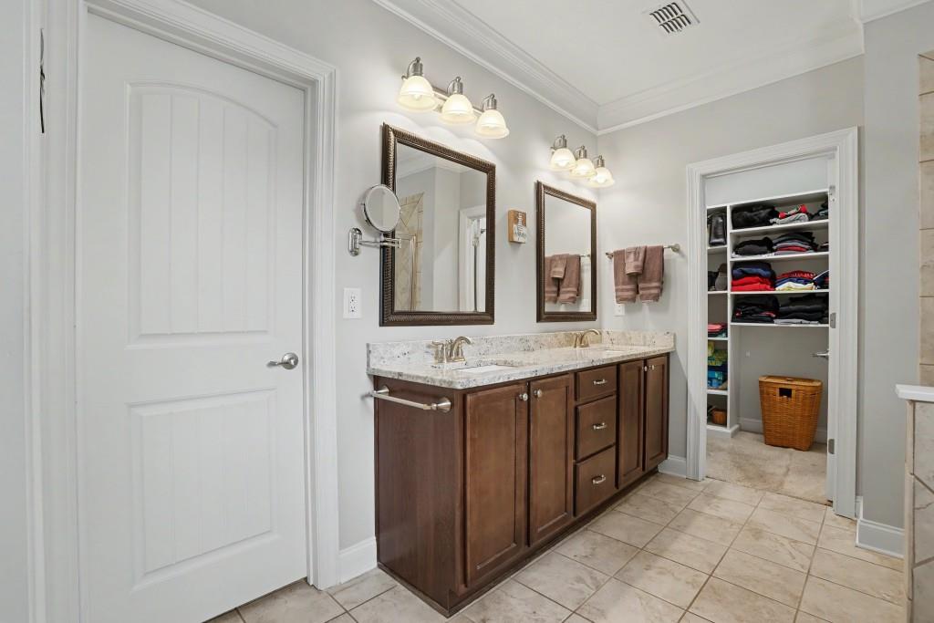 1434 Highland Wood Court Auburn GA 30011