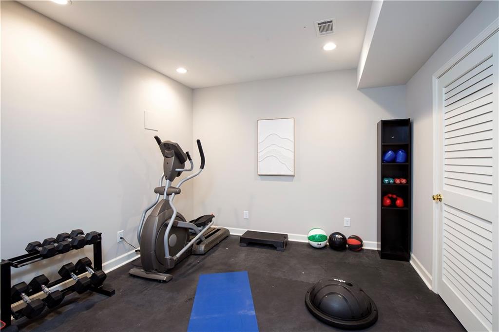 1175 Jennifer Oaks Drive Alpharetta GA 30004