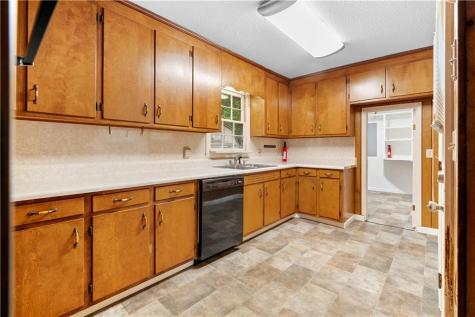 54 Ridgewood Drive Cleveland GA 30528