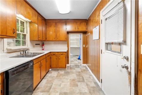 54 Ridgewood Drive Cleveland GA 30528