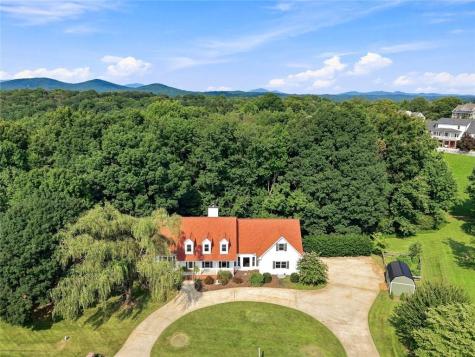 124 Golden Autumn Drive Dahlonega GA 30533