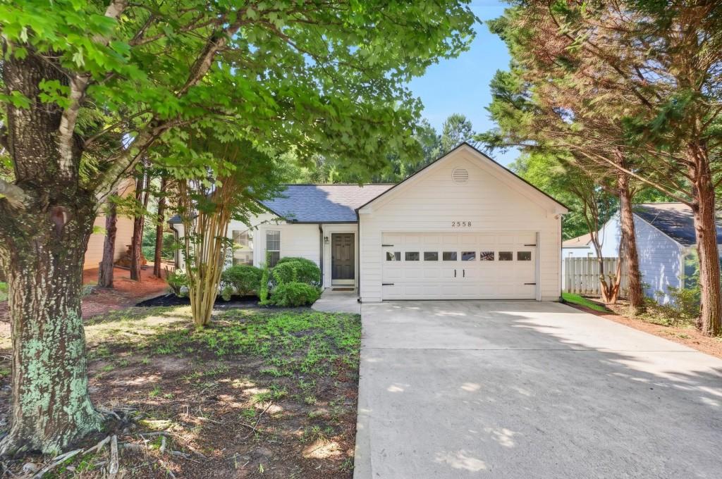 2558 Candlewood Way Lawrenceville GA 30044