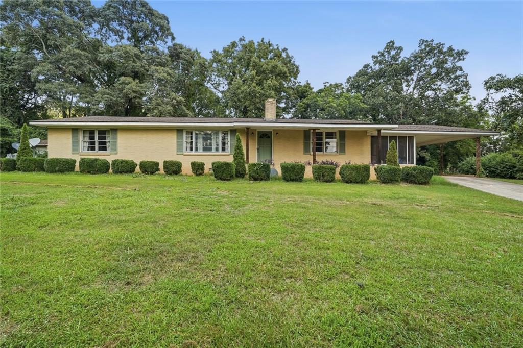 264 School St Street Gillsville GA 30543