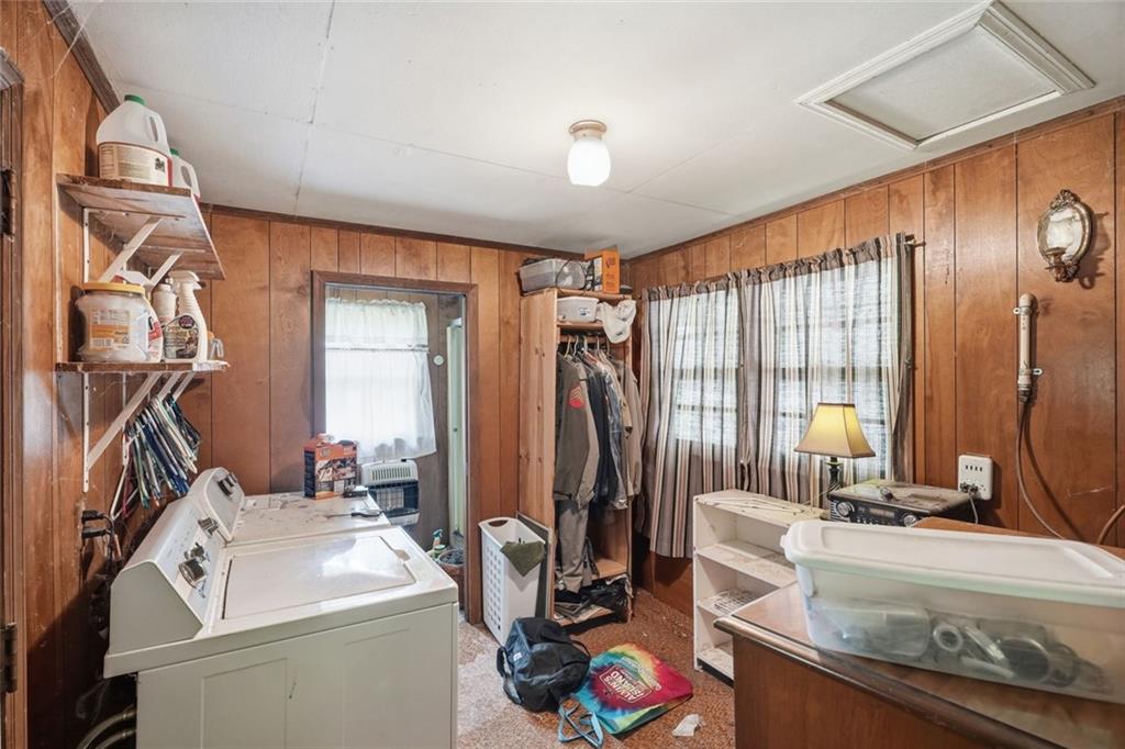 264 School St Street Gillsville GA 30543