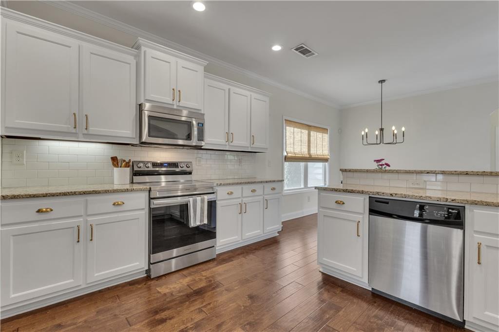 110 Sparrows Cove Fayetteville GA 30215