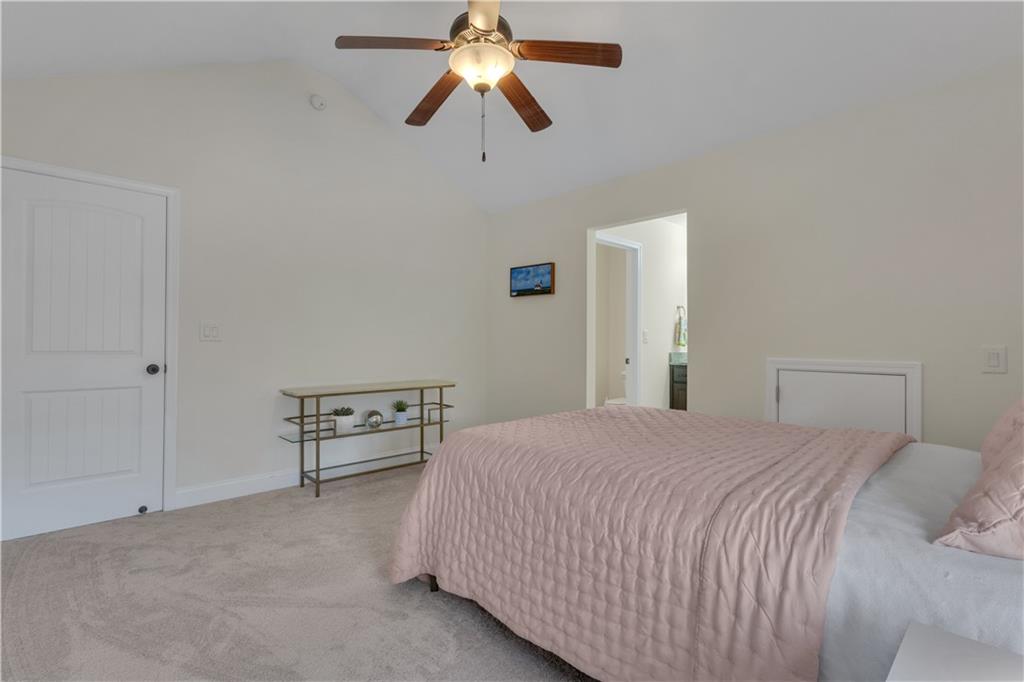 110 Sparrows Cove Fayetteville GA 30215