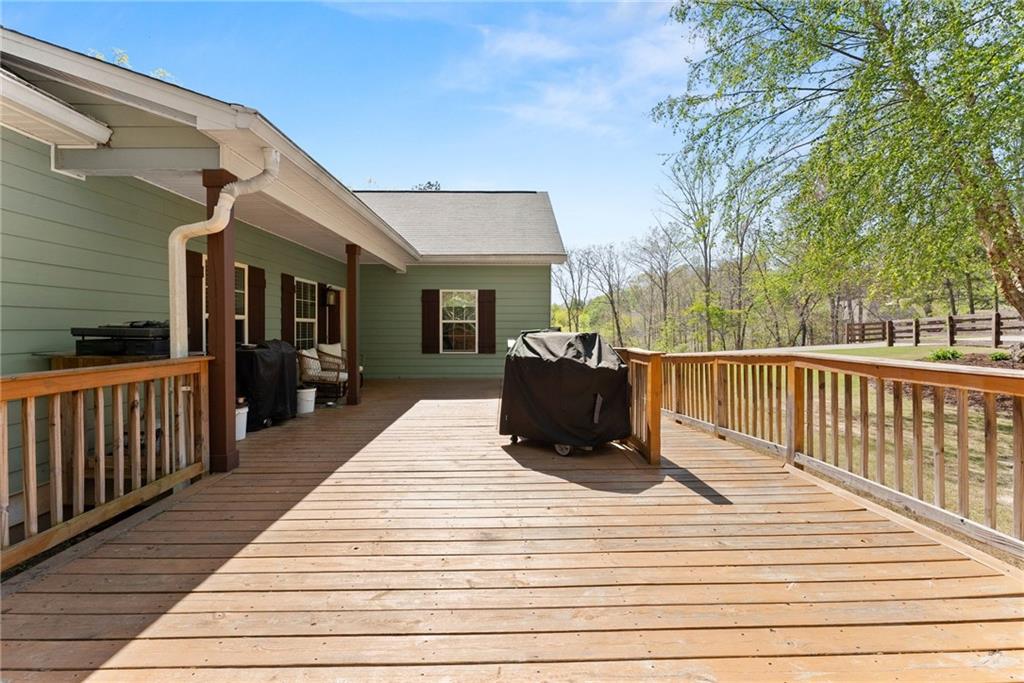 334 Old White Oak Trail Dawsonville GA 30534