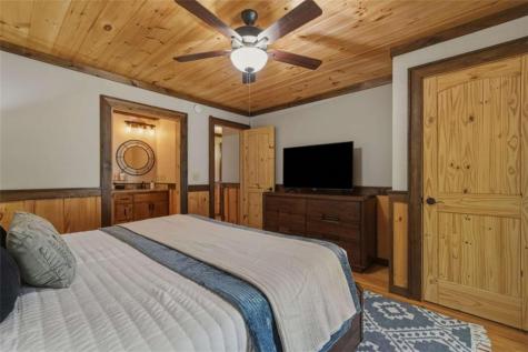 42 Old Jerusalem Road Mineral Bluff GA 30559