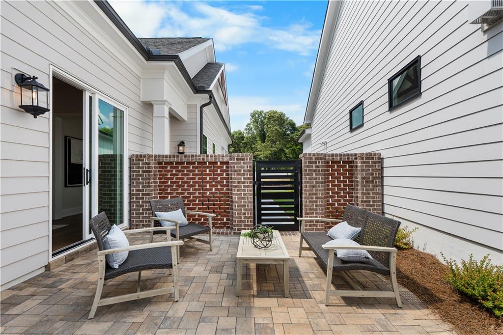 667 Beechwood Way Hoschton GA 30548