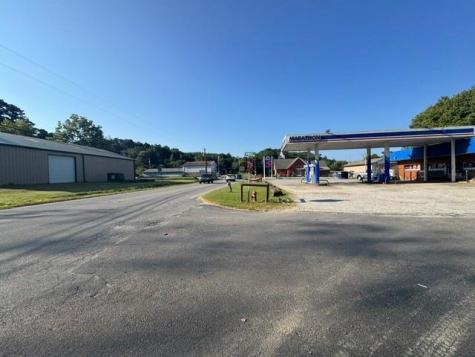 57 Spruce Street Mineral Bluff GA 30559