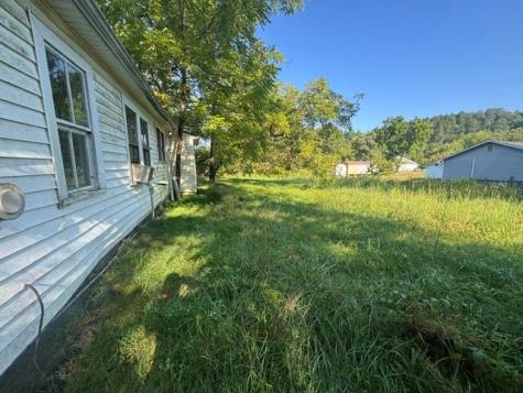 57 Spruce Street Mineral Bluff GA 30559