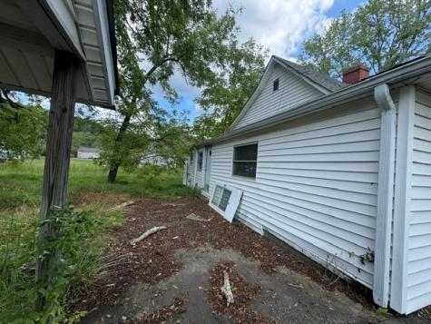 57 Spruce Street Mineral Bluff GA 30559