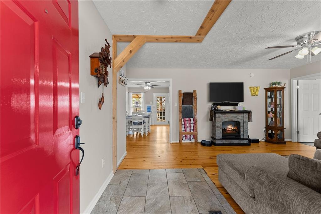 4264 Highway 105 Baldwin GA 30511