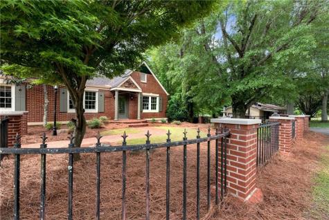 952 Wayside Street Cornelia GA 30531
