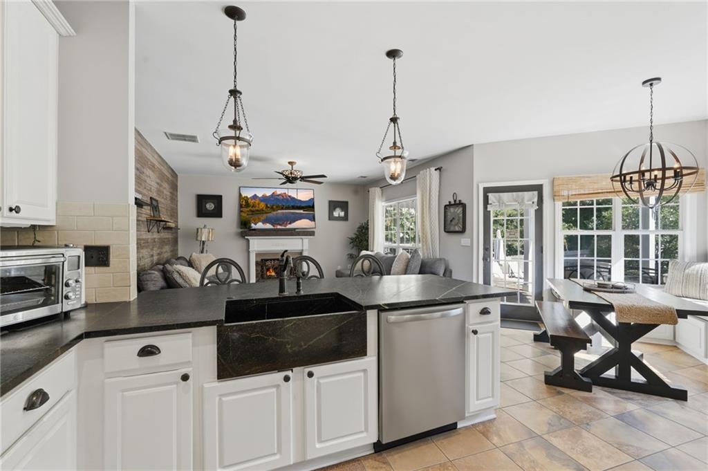555 Kingsport Drive Alpharetta GA 30076