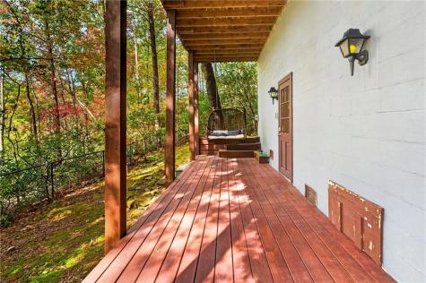 247 Hillside Drive Clayton GA 30525