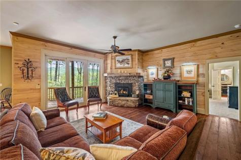 245 Old Anderson Creek Ellijay GA 30536