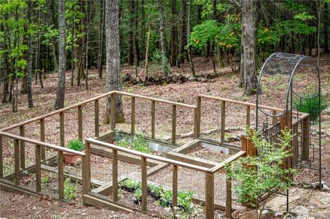 245 Old Anderson Creek Ellijay GA 30536