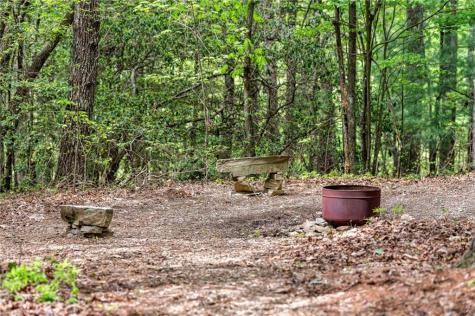 245 Old Anderson Creek Ellijay GA 30536