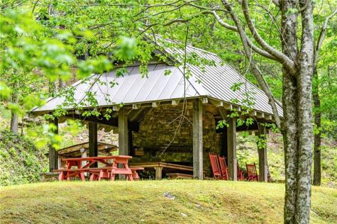 245 Old Anderson Creek Ellijay GA 30536