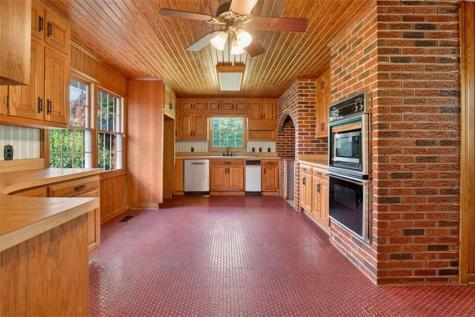 195 River Street Ellijay GA 30540