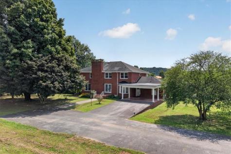 195 River Street Ellijay GA 30540