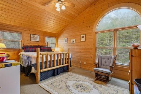 97 Fox Mountain Crossing Road Blue Ridge GA 30513