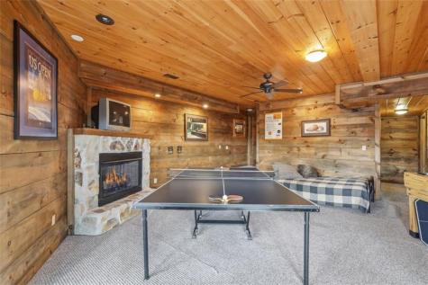 97 Fox Mountain Crossing Road Blue Ridge GA 30513