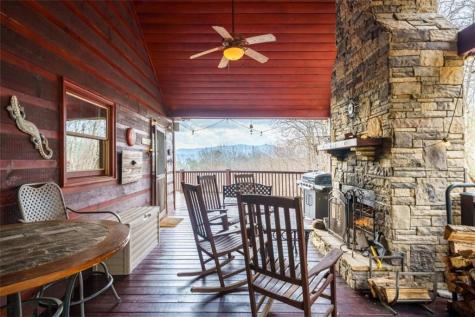 97 Fox Mountain Crossing Road Blue Ridge GA 30513