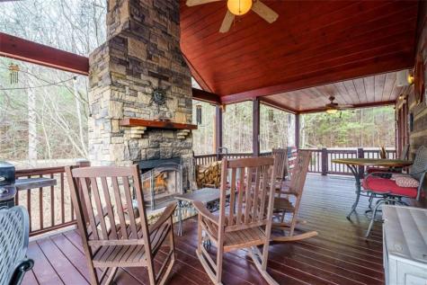 97 Fox Mountain Crossing Road Blue Ridge GA 30513
