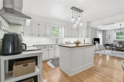 133 Cliff Fern Point Big Canoe GA 30143